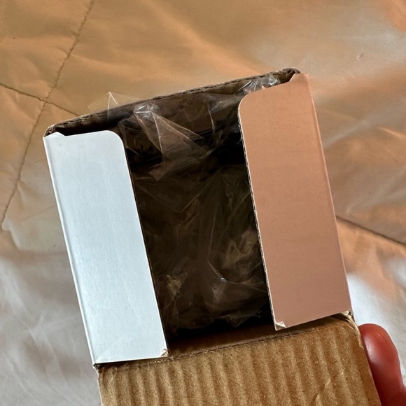 2 TWO Cameras Blink (3rd Gen) NIB + 3 Camera
Silicone Skin Covers NIB - Picture 6 of 12